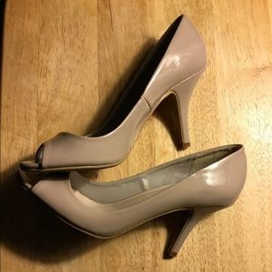 Fergalicious Nude peep toe pumps size 8